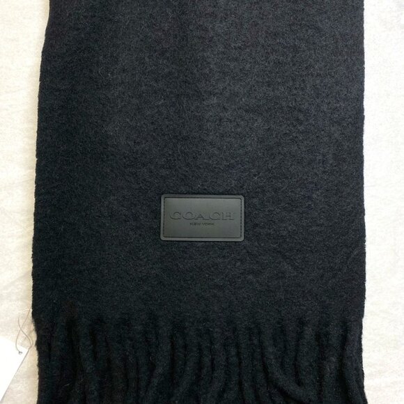 Coach CU815 Muffler with Rubber Patch in Black, Alpaca+Polymide - Picture 1 of 5
